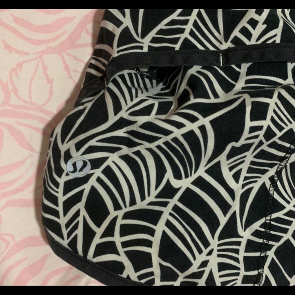 Black and white LuluLemon Shorts